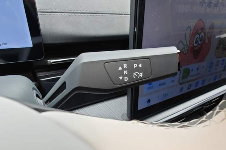 Used Dongfeng eπ eπ007 2024 530 Pro Version Gear Lever