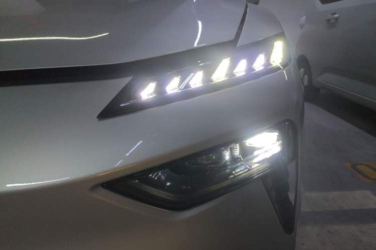 Used Dongfeng eπ eπ007 2024 Pure Electric 530 Air Edition Left Front Headlight
