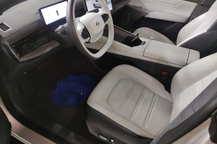 Used Dongfeng eπ eπ007 2024 530 Pro Version Left Front Seat