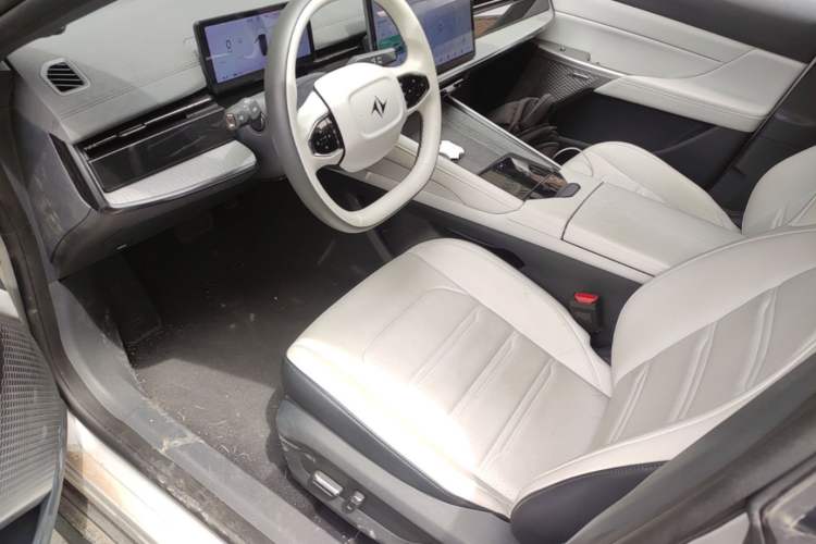 Used Dongfeng eπ eπ007 2024 530 Pro Version Left Front Seat