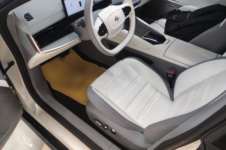 Used Dongfeng eπ eπ007 2024 620 Pro Version Left Front Seat