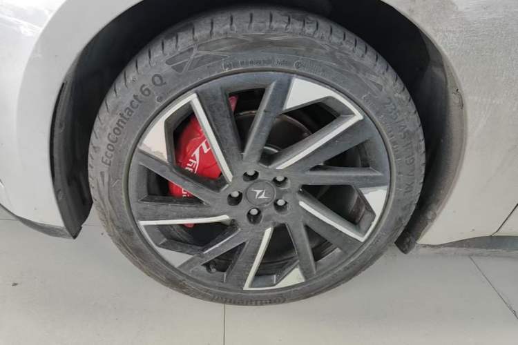 Used Dongfeng eπ eπ007 2024 All-Electric 530 RuYi Edition Left Front Wheel Hub