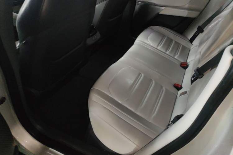 Used Dongfeng eπ eπ007 2024 530 Pro Version Left Rear Seat