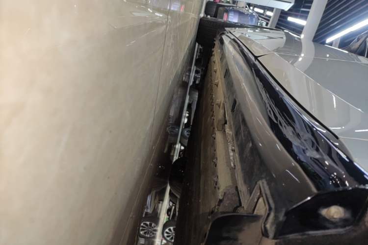 Used Dongfeng eπ eπ007 2024 620 Pro Version Left Side Sill