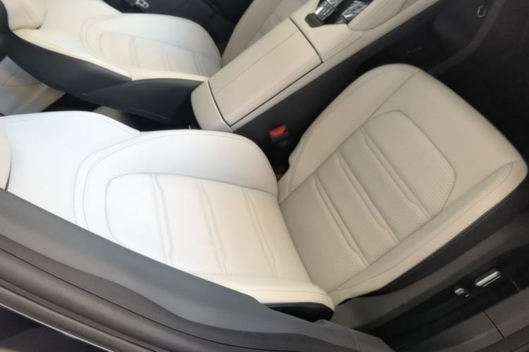 Used Dongfeng eπ eπ007 2024 530 Pro Version Right Front Seat