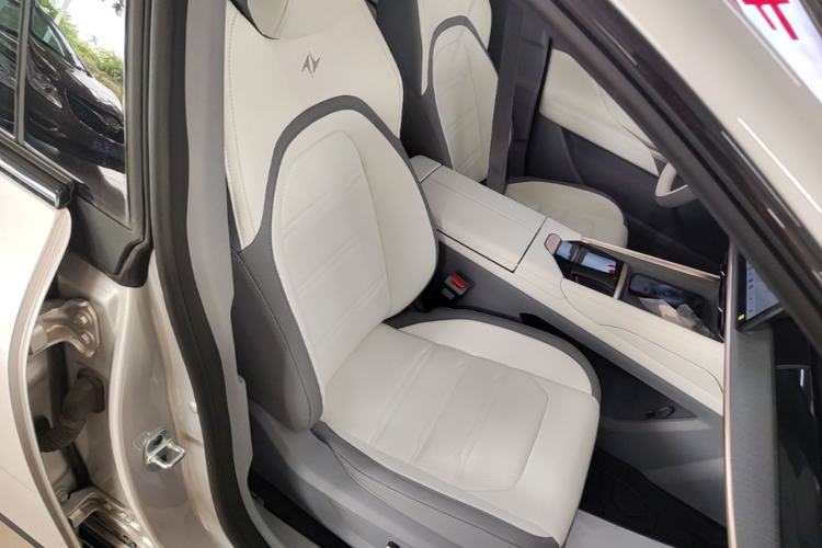 Used Dongfeng eπ eπ007 2024 530 Pro Version Right Front Seat