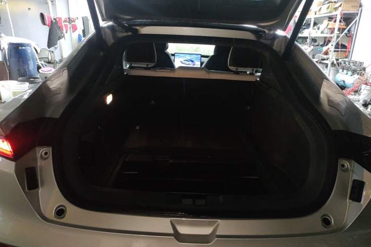 Used Dongfeng eπ eπ007 2024 530 Pro Version Trunk