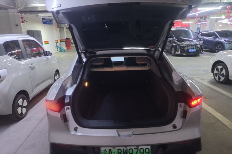 Used Dongfeng eπ eπ007 2024 Pure Electric 530 Air Edition Trunk