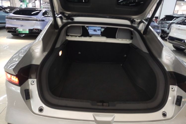 Used Dongfeng eπ eπ007 2024 620 Pro Version Trunk