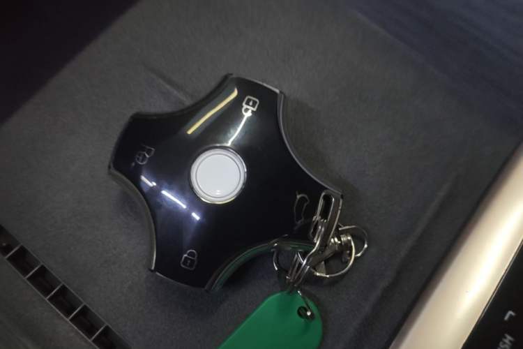 Used Dongfeng eπ eπ007 2024 Pure Electric 530 Air Edition Vehicle Key