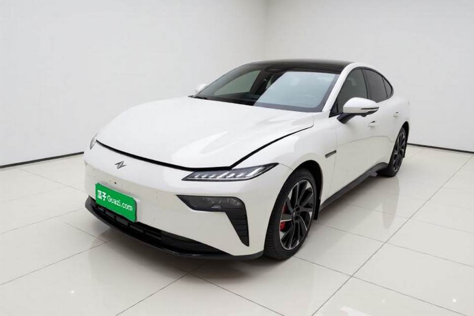 Dongfeng eπ eπ007 2024