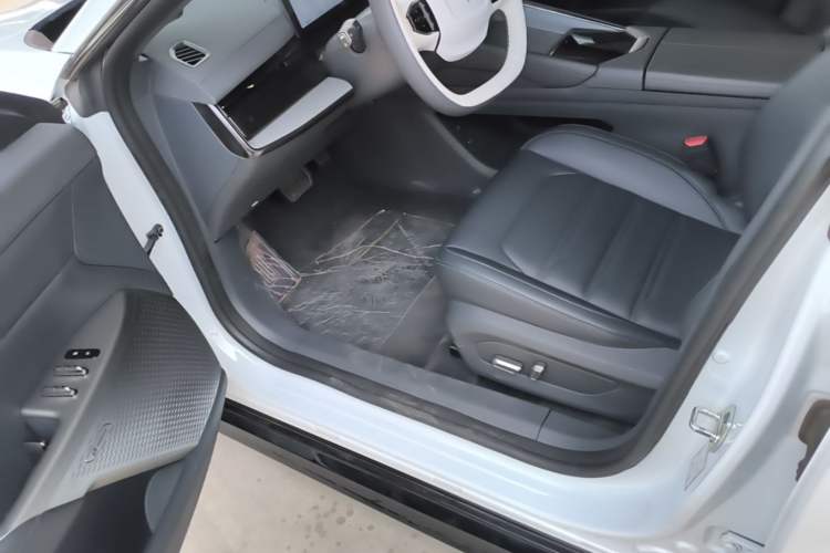 Used Dongfeng eπ eπ007 2024 Pure Electric 530 Air Edition Driver Seat