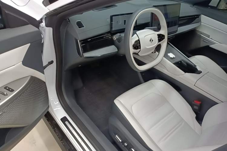 Used Dongfeng eπ eπ007 2024 530 Pro Version Driver Seat
