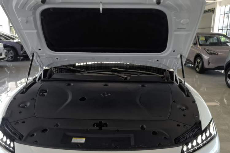 Used Dongfeng eπ eπ007 2024 Range-Extended 200 RuYi Edition Engine Bay