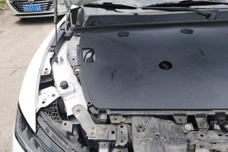 Used Dongfeng eπ eπ007 2024 Range-Extended 200 RuYi Edition Engine Bay Right