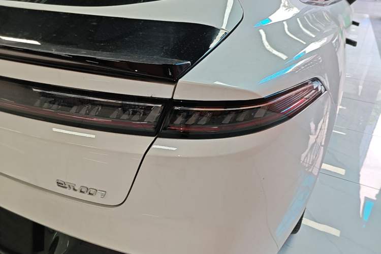 Used Dongfeng eπ eπ007 2024 All-Electric 620 RuYi Edition Exterior 3