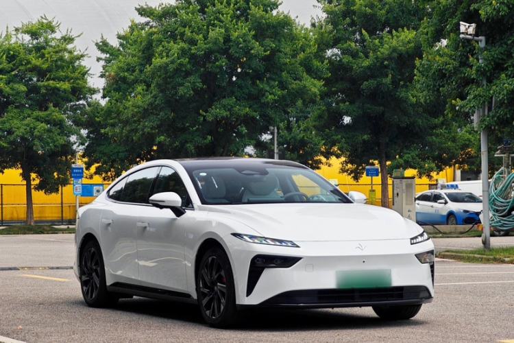 Used Dongfeng eπ eπ007 2024 Pure Electric 530 Air Edition Exterior 4