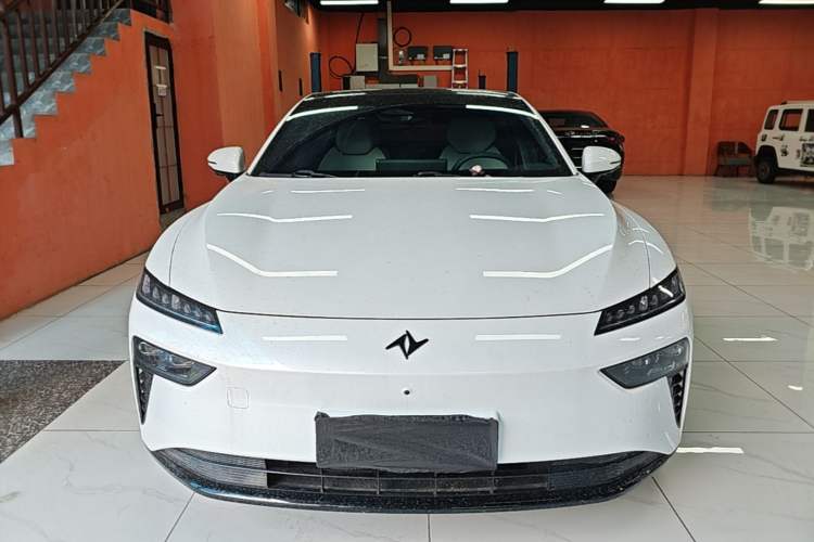 Used Dongfeng eπ eπ007 2024 All-Electric 620 RuYi Edition Front
