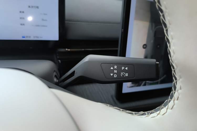 Used Dongfeng eπ eπ007 2024 Pure Electric 530 Air Edition Gear Lever