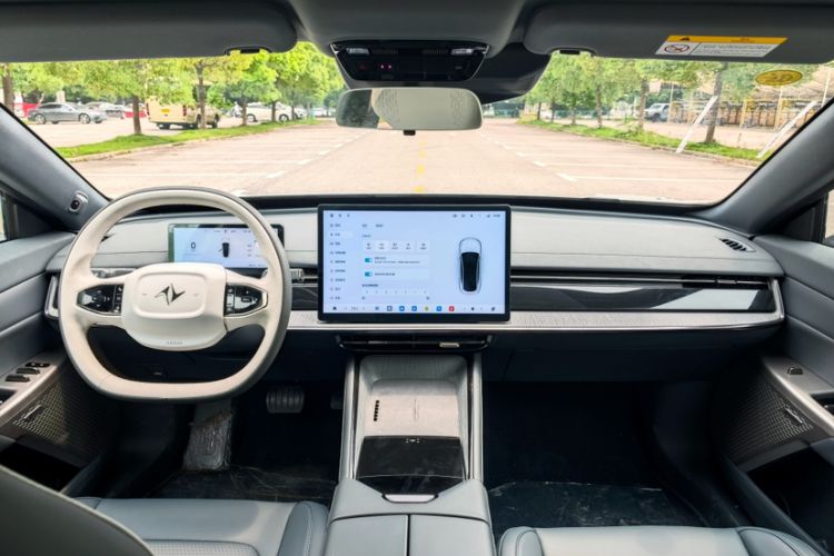 Used Dongfeng eπ eπ007 2024 Pure Electric 530 Air Edition Interior 4