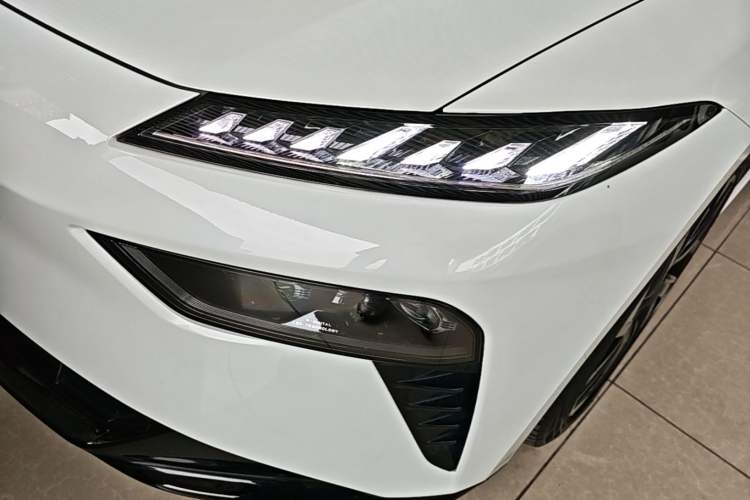 Used Dongfeng eπ eπ007 2024 Range-Extended 200 RuYi Edition Left Front Headlight