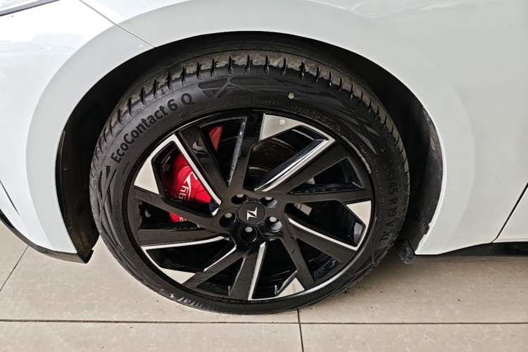 Used Dongfeng eπ eπ007 2024 Range-Extended 200 RuYi Edition Left Front Wheel Hub