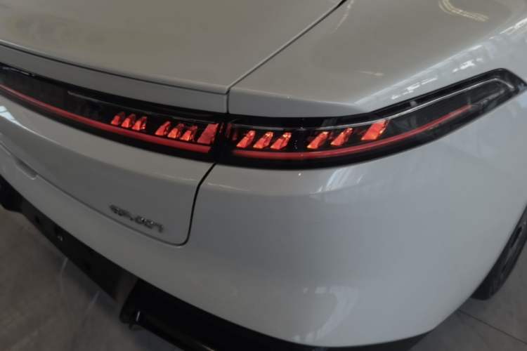 Used Dongfeng eπ eπ007 2024 Range-Extended 200 RuYi Edition Right Rear Taillight