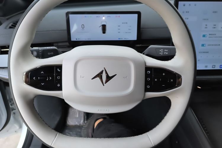 Used Dongfeng eπ eπ007 2024 Pure Electric 530 Air Edition Steering Wheel