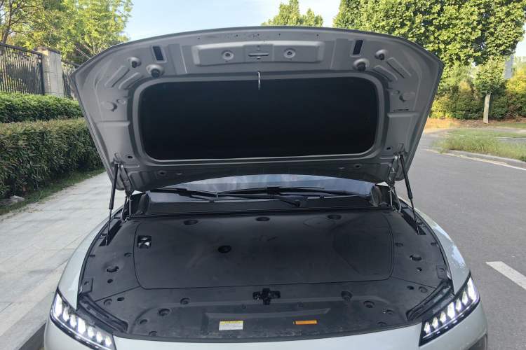 Used Dongfeng eπ eπ007 2024 Range-Extended 200 Air Edition Engine Bay
