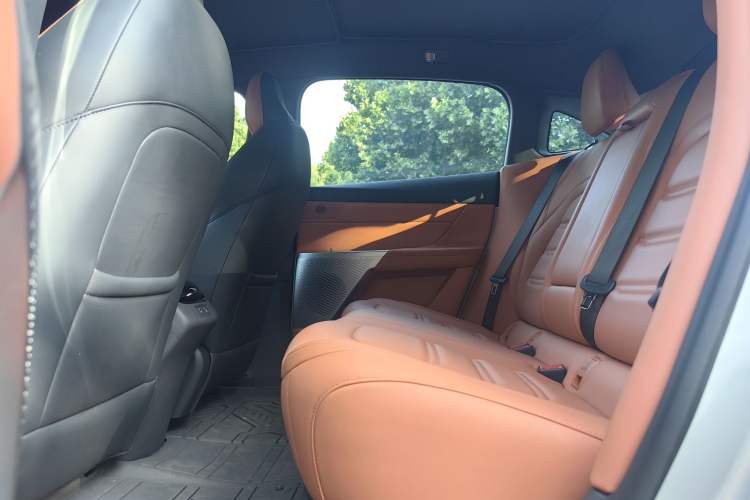 Used Dongfeng eπ eπ007 2024 Range-Extended 200 Air Edition Interior 2