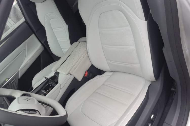 Used Dongfeng eπ eπ007 2024 530 Pro Version Left Front Seat