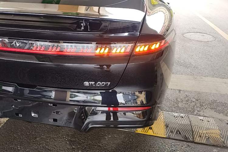 Used Dongfeng eπ eπ007 2025 Model Range-Extended 230Pro Cruise Edition Right Rear Taillight