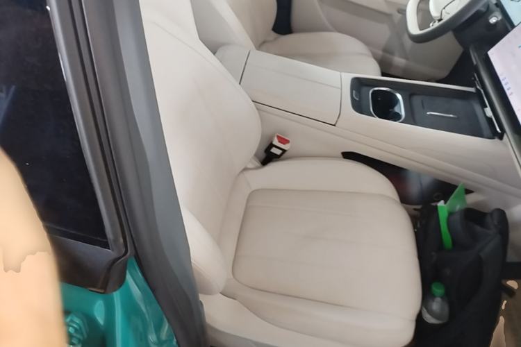 Used Dongfeng eπ eπ007 2025 Model Pure-Electric 650 Max Cruise Edition Right Front Seat