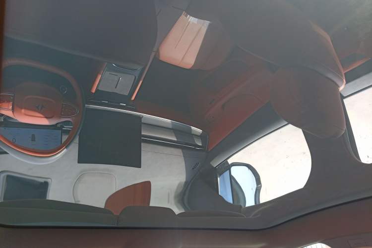 Used Dongfeng eπ eπ007 2025 Model Pure-Electric 565 All-Wheel-Drive Max Leading Edition Headliner