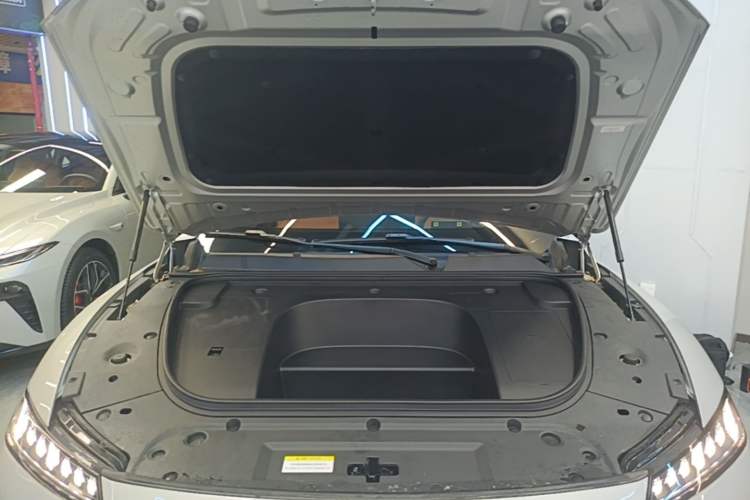 Used Dongfeng eπ eπ007 2025 Model Pure-Electric 565 All-Wheel-Drive Max Leading Edition Engine Bay