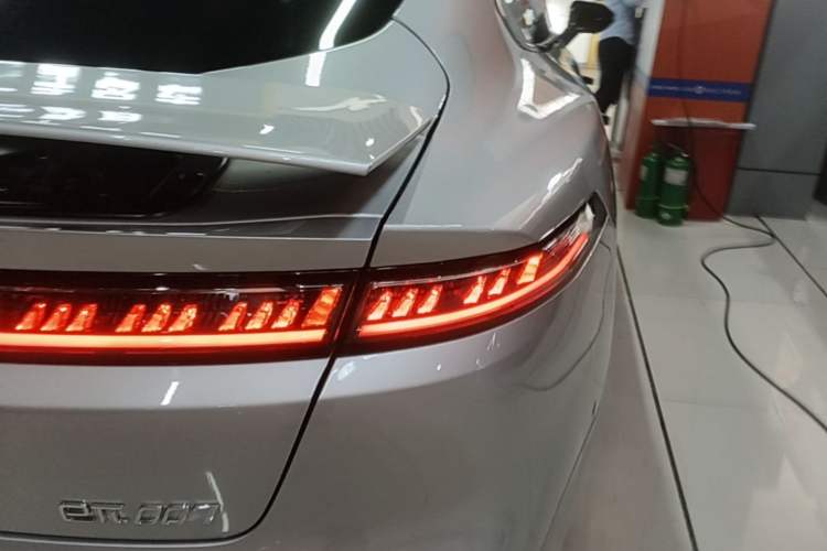 Used Dongfeng eπ eπ007 2025 Model Pure-Electric 565 All-Wheel-Drive Max Leading Edition Exterior 3