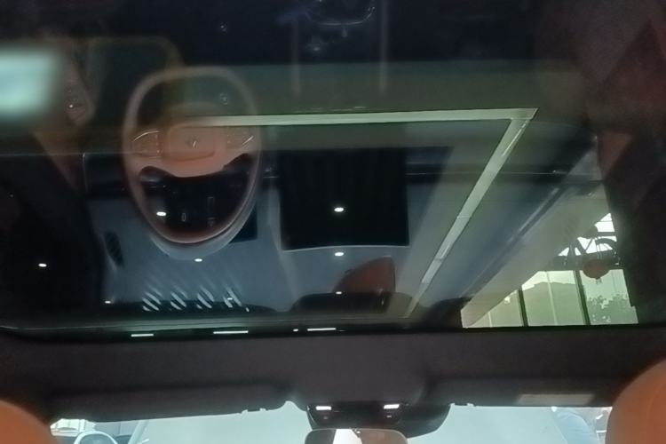Used Dongfeng eπ eπ007 2025 Model Pure-Electric 565 All-Wheel-Drive Max Leading Edition Headliner