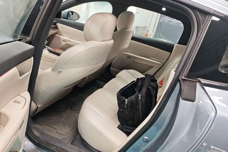 Used Dongfeng eπ eπ007 2025 Model Pure-Electric 565 All-Wheel-Drive Max Leading Edition Left Rear Seat