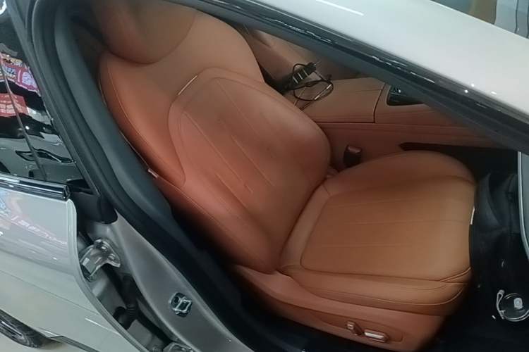 Used Dongfeng eπ eπ007 2025 Model Pure-Electric 565 All-Wheel-Drive Max Leading Edition Right Front Seat