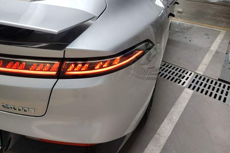 Used Dongfeng eπ eπ007 2025 Model Pure-Electric 565 All-Wheel-Drive Max Leading Edition Right Rear Taillight