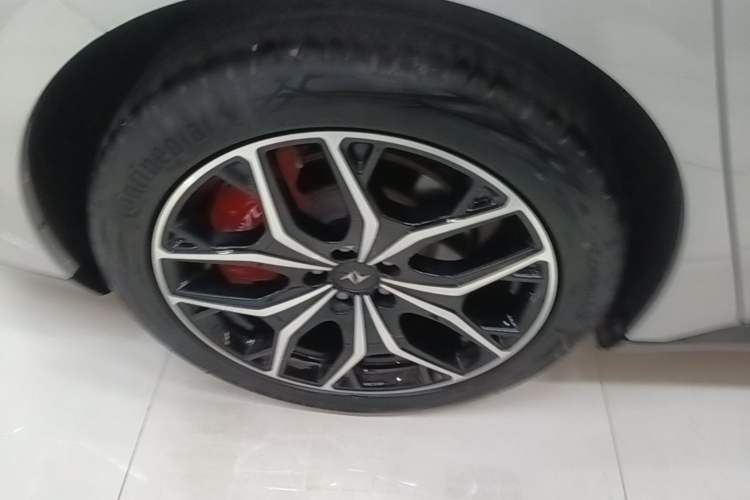 Used Dongfeng eπ eπ007 2025 Model Pure-Electric 565 All-Wheel-Drive Max Leading Edition Right Rear Wheel Hub