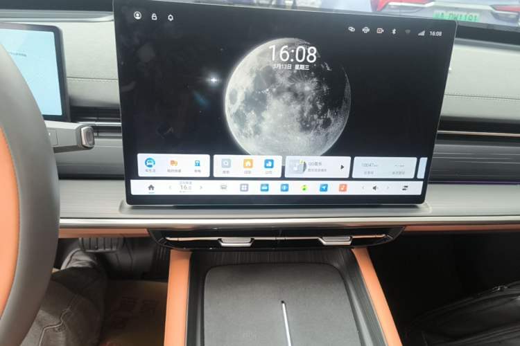 Used Dongfeng eπ eπ007 2025 Model Pure-Electric 565 All-Wheel-Drive Max Leading Edition Audio And AC Panel
