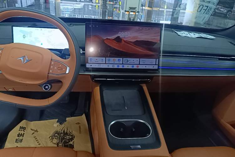 Used Dongfeng eπ eπ007 2025 Model Pure-Electric 565 All-Wheel-Drive Max Leading Edition Audio And AC Panel