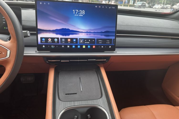 Used Dongfeng eπ eπ007 2025 Model Pure-Electric 565 All-Wheel-Drive Max Leading Edition Audio And AC Panel
