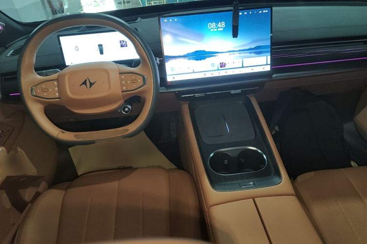 Used Dongfeng eπ eπ007 2025 Model Pure-Electric 565 All-Wheel-Drive Max Leading Edition Center Console