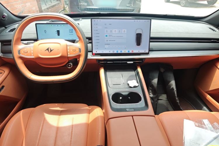Used Dongfeng eπ eπ007 2025 Model Pure-Electric 565 All-Wheel-Drive Max Leading Edition Center Console