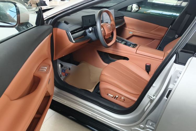 Used Dongfeng eπ eπ007 2025 Model Pure-Electric 565 All-Wheel-Drive Max Leading Edition Driver Seat