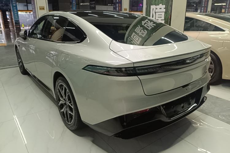 Used Dongfeng eπ eπ007 2025 Model Pure-Electric 565 All-Wheel-Drive Max Leading Edition Exterior 2