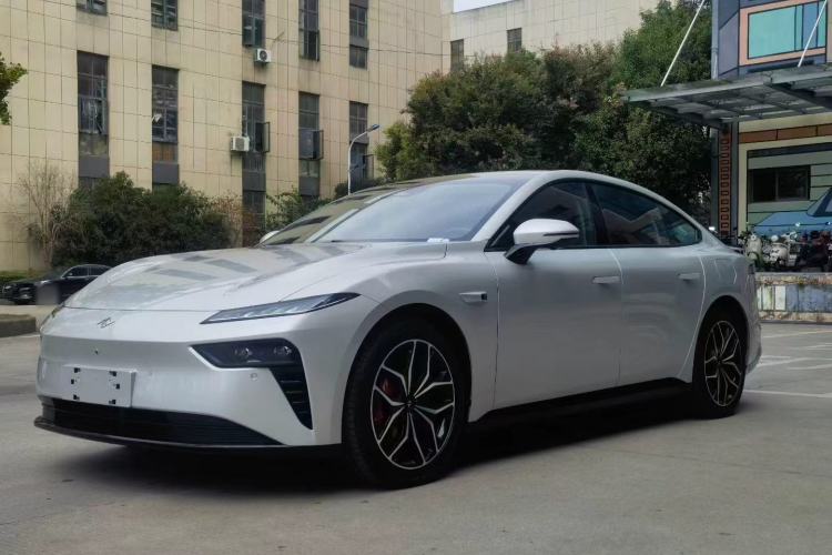 Dongfeng eπ eπ007 2025 Model Pure-Electric 565 All-Wheel-Drive Max Leading Edition