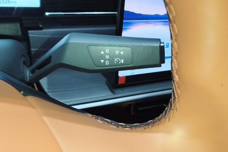 Used Dongfeng eπ eπ007 2025 Model Pure-Electric 565 All-Wheel-Drive Max Leading Edition Gear Lever